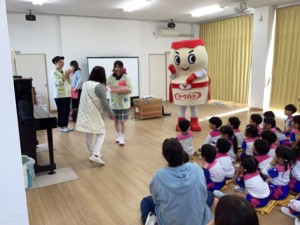 ヤクルト４